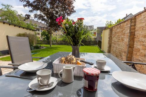 Lahn-Living I - Modernes Design - Privater Garten - Zentrale Lage nahe Rhein und Martinsburg 491m von Stadthalle entfernt