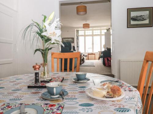 外部景觀, Clarendon House in 道利什市中心