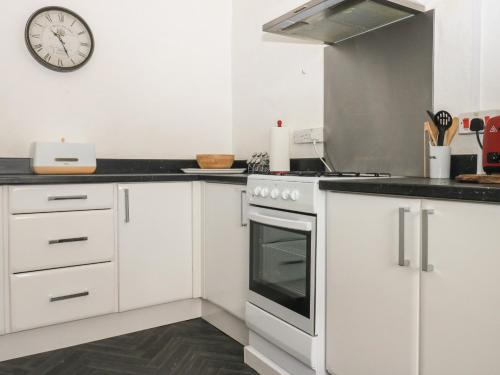 外部景觀, Clarendon House in 道利什市中心