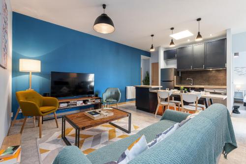 Large 3 Bdr City Center, Nice
