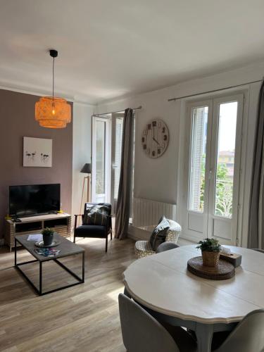 Magnifique Appartement 3 pièces Joliette Marseille PARKING PRIVATIF, Marseille (fotografie 2)