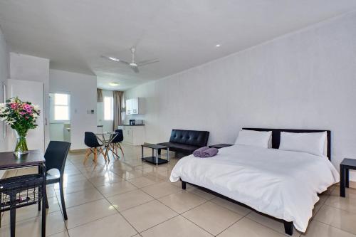 Inn & Out Bramley in Johannesburg