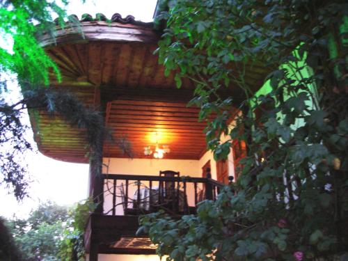 Chakarova Guest House - image 7