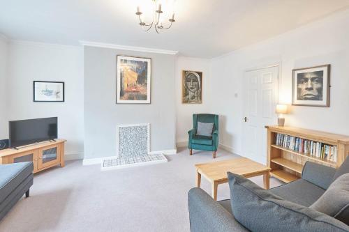 Host & Stay - The Library gîte à louer Shilbottle Tower