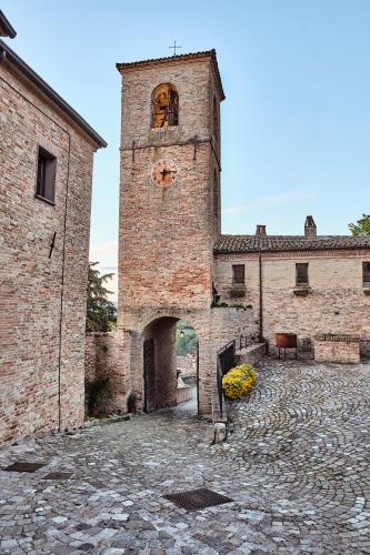 Palazzo Viviani Castello di Montegridolfo