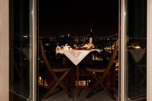 Graça - Castle | Lisbon Cheese & Wine Apartments 5