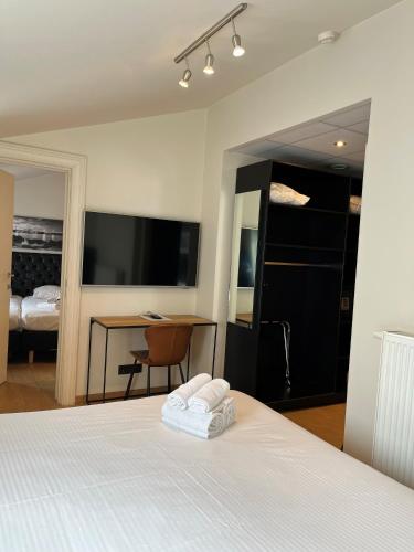 Hotel Le Parisien - image 3