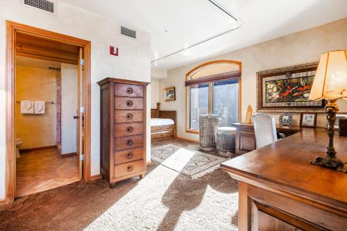 The Caledonian by All Seasons Resort Lodging - Accommodation - Park City