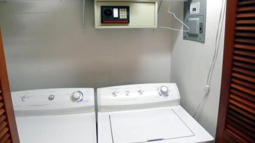 Two-Bedroom Apartment image 5