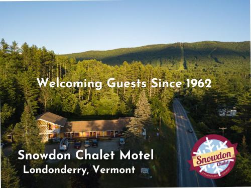 Snowdon Chalet Motel in Londonderry, USA
