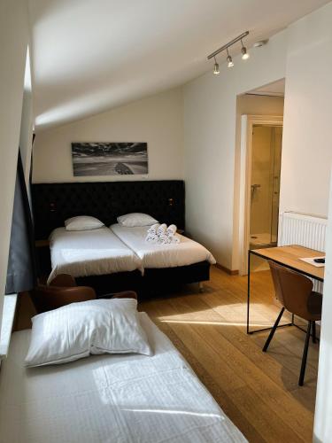 Hotel Le Parisien - image 2