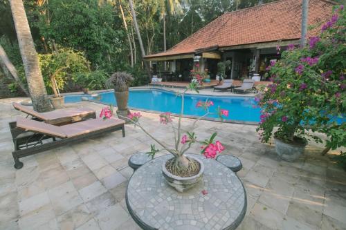 Bali North Beach B&B