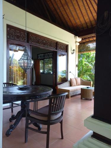 Bali North Beach B&B