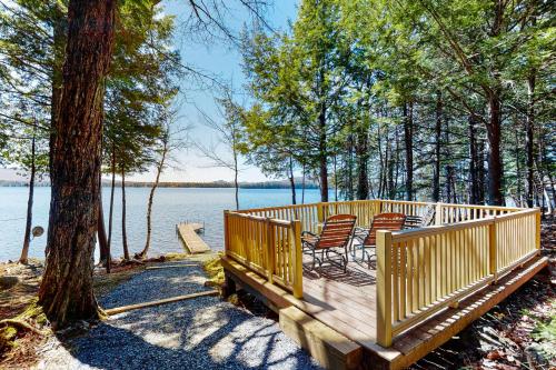 Beaver Cove Cabin