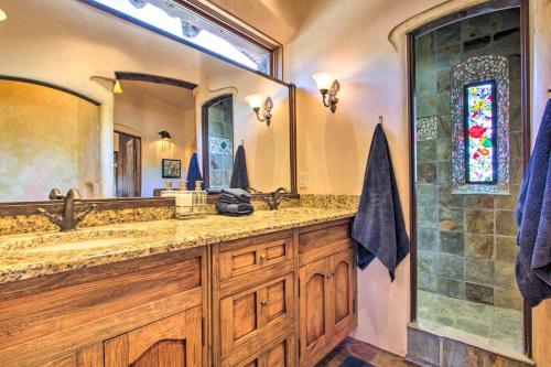 Unique Phoenix Abode with 2-Tier Patio and Grills, Anthem (fotografie 10)