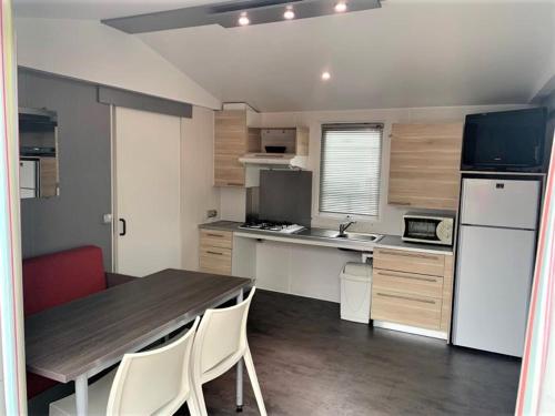 Camping La Baie du Mont Saint Michel in Ducey