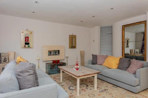 Comfortable 3 Bedroom House in Central Chelsea gîte à louer Knightsbridge