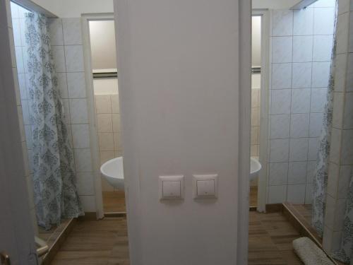 Bathroom, Evita Vendeghaz in Sajószentpéter