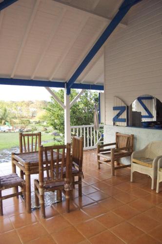 2 bedrooms, 4 beds