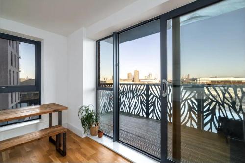 Stunning Riverside View Apartment, near Canary Wharf & O2, Londýn (fotografie 7)