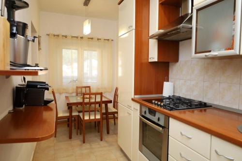 ห้องครัว, Apartment Lea in ปราซนิซา