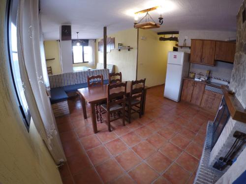 مطبخ, Fuente Del Gamellon in Beteta