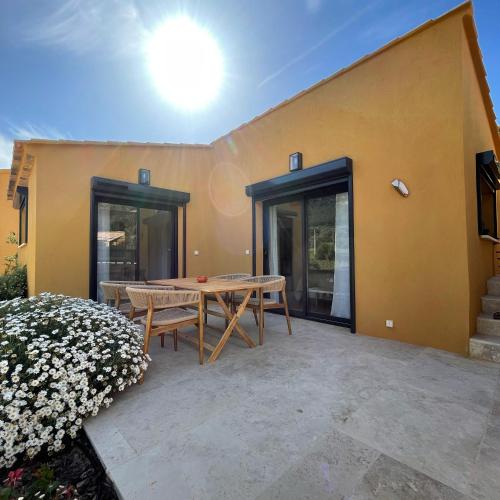 Côté vignes cassis Côté vignes cassis