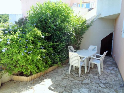 quatier des plages rez de jardin 1 chambre parking - Location saisonnière - Sète