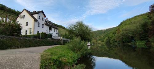 Viesnīcas āriene, Ferienwohnung Mila in Obernhof