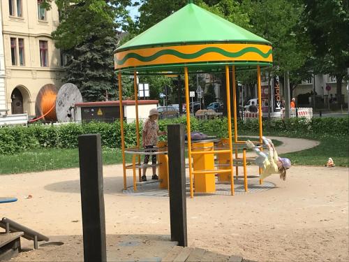Playground, Gemutliche Ferienwohnung Pomologische Gartenstrasse in Sudstadt