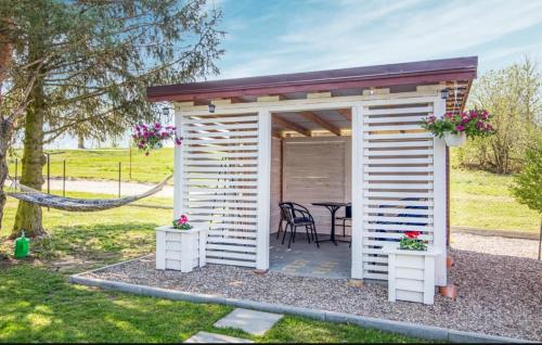 Biały domek nad stawem (Bialy domek nad stawem) in 奧爾茲廷市中心