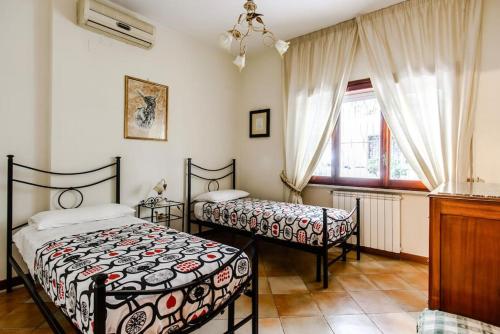 Napoli Charming Apartments Salvator Rosa Cool and Sweet Parking on request, Neapel (Foto 9)