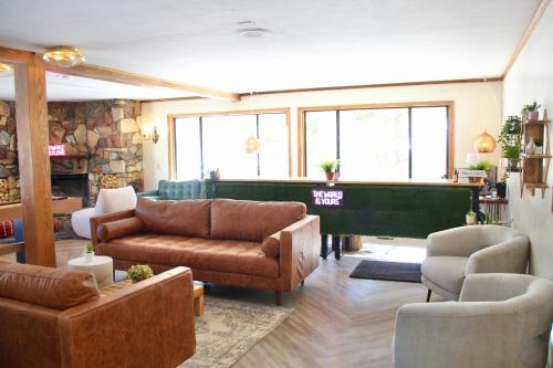 Hành lang, Sierra Blue Hotel & Swim Club in Big Bear Lake (CA)