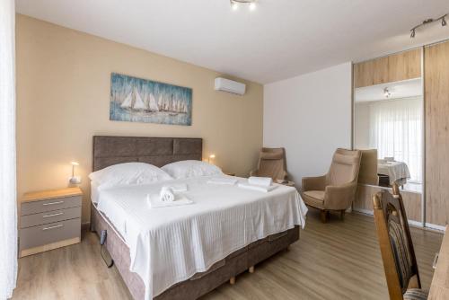 Bed & Breakfast Senator - image 8