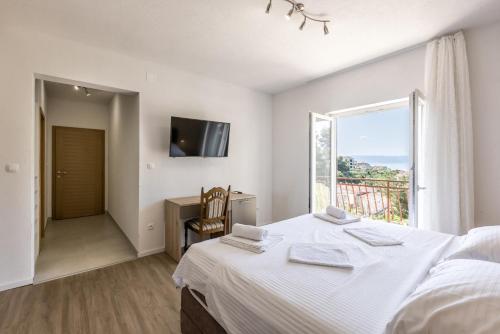 Bed & Breakfast Senator - image 2