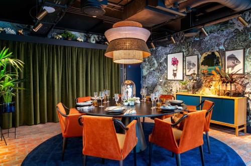 Restaurant, YOTEL Manchester Deansgate in Manchester