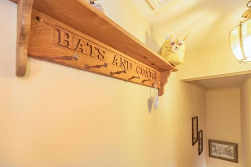 Chapel Cottage - image 8