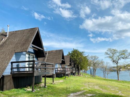 Calm Waters Resort in Branson, USA