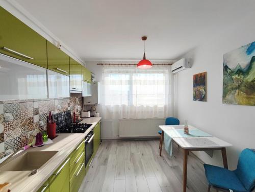 Iekārtas, Quiet and Cozy 2 bedroom flat with free parking included in Floresti (Cluj)