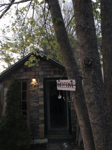 Seafarer Inn and Cottages – Old Orchard Beach, ME
