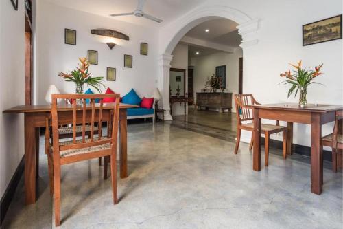 Facilities, The Entrance Galle Fort in Galle