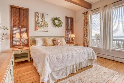 Castlewood By The Sea - image 2