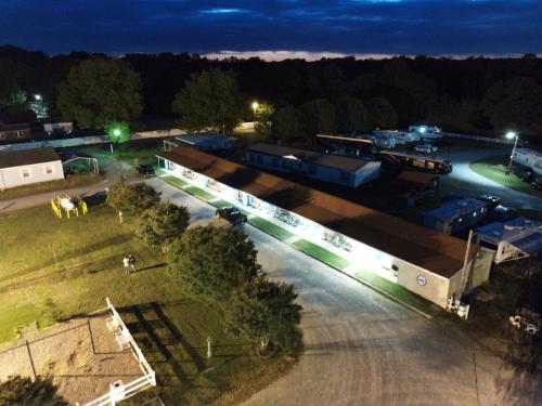 Four Oaks Lodging in Smithfield, USA