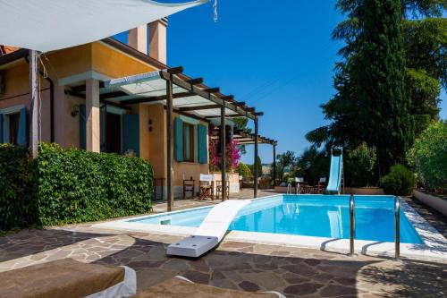 Swimming pool, Villa Rosaria in Colbordolo