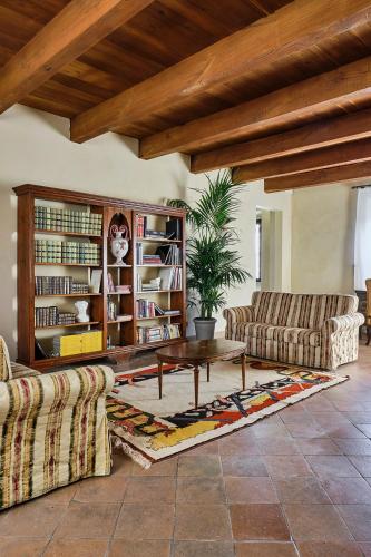 Palazzo Viviani - Castello di Montegridolfo