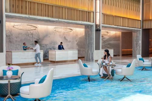 Taj Exotica Resort & Spa, The Palm, Dubai, Dubai (photo 8)