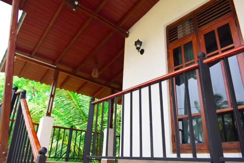 Parallel villa, Trikunamalaja (zdjęcie 6)