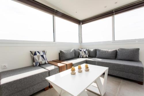 Suggrou Terrace apartment #8