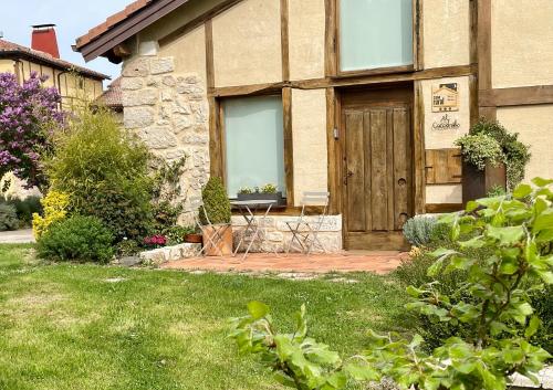 Casa Rural El Cocodrilo, tranquila a 20 min de Burgos in Atapuerca