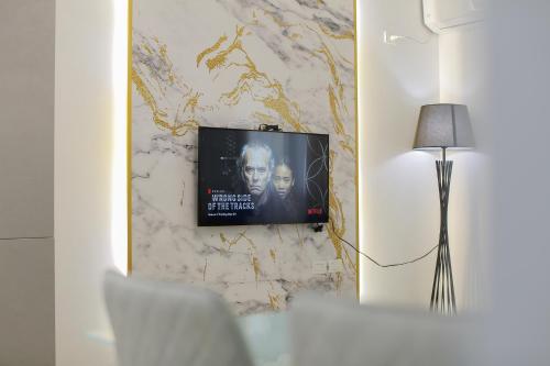 Miku Apartment - DREAMY Apartment At Wilson Square, Tirana (photo 7)